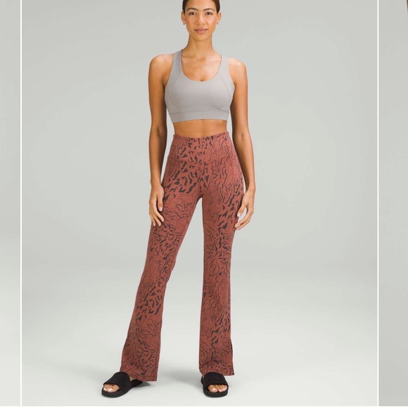 Lululemon Groove Super-High-Rise Split-Hem Flare Pant *Nulu - Picture 7 of 8